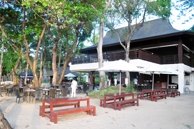 Anvaya Cove – Pawikan Bar & Grill
