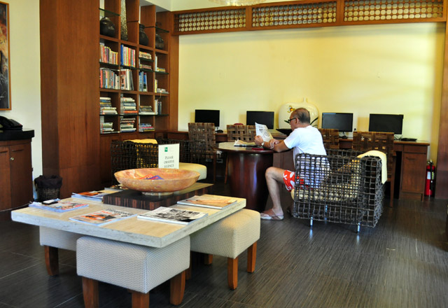 library-lounge-3